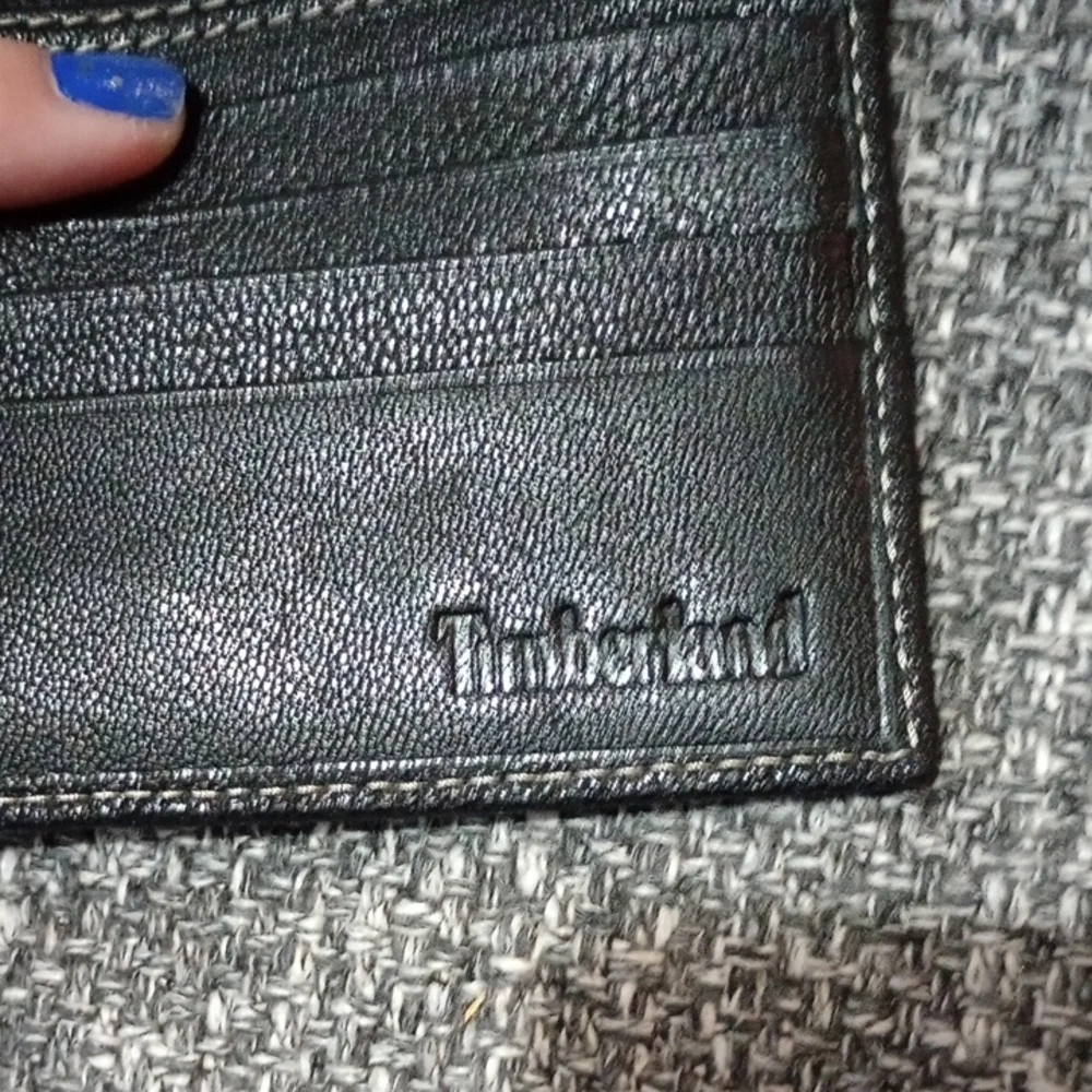 Timberland Black Wallet Minimalist Design